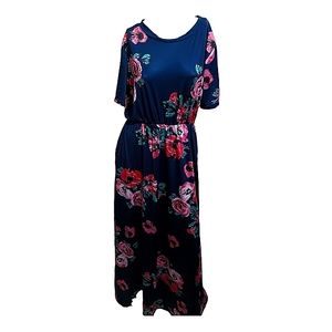 🆕 Floral Maxi dress